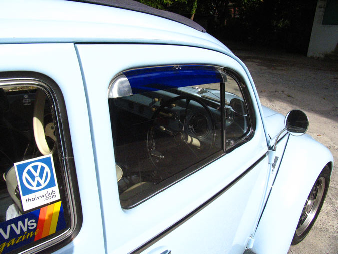 http://www.thaivwclub.com/images/window-shade-blue.jpg